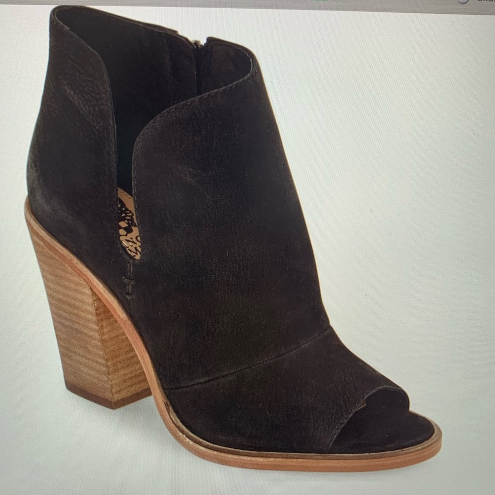 Vince Camuto ‘Katleen’ Peep Toe Bootie
